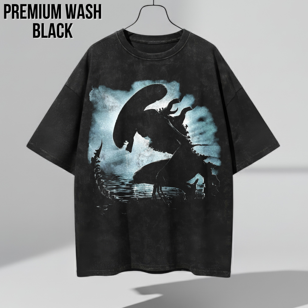 Alien Xenomorph Shirt – Xenomorph Silhouette Tee, Alien Movie Graphic Shirt, Sci-Fi Horror Fan Gift, Alien Graphic Tee