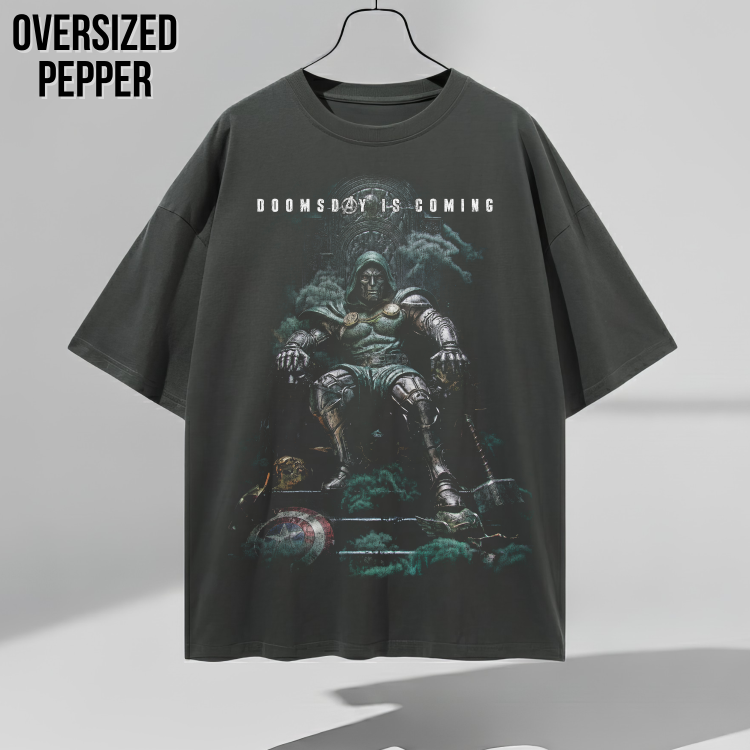 Doctor Doom Shirt – Doomsday Is Coming Doctor Doom Thron T-Shirt, Avengers Doomsday Fan-Geschenk, Doctor Doom Marvel Grafik-Shirt, MCU Bösewicht Shirt 2026